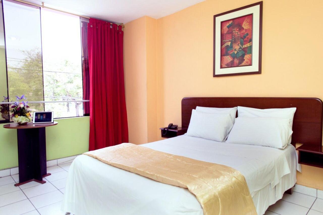 Hostal Jazmines Lima Bagian luar foto